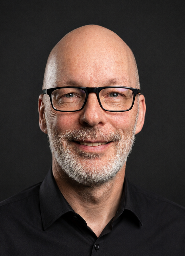 Portrait von Dr. Erik Steinbrecher